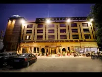Delite Sarovar Portico Faridabad Hotels near 3 NUMBER MASJID