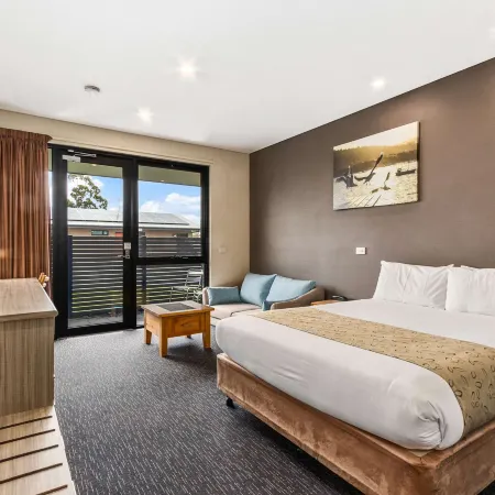 Foreshore Hotel