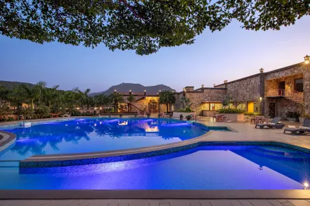 Vikrama Heritage Resort Pavagadh Отели в г. Панчмахал