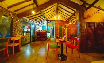 Jeonju Ggumgguneunnalgae Guesthouse