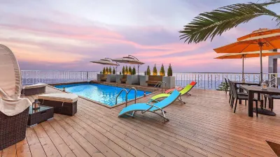 Dubai Pension Hotels near Cave Mystery Hall