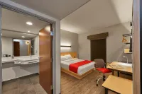 City Express Plus by Marriott Leon Centro de Convenciones Hotels near Salon La Fuente Gran Jardin