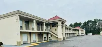 Ramada by Wyndham Lumberton Hotels in Lumberton