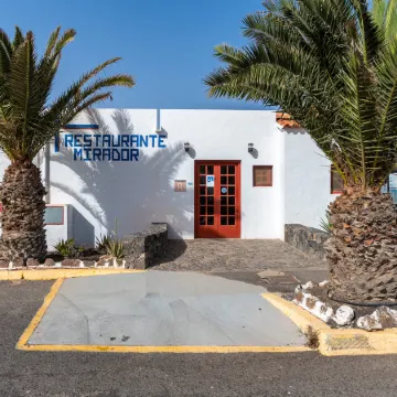 Bungalows Castillo Club Lake