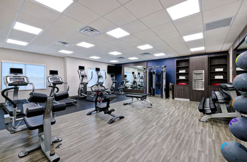Hampton Inn & Suites Houston East Beltway 8 photo 2