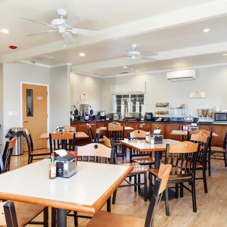 Comfort Inn & Suites