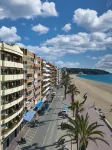 Almirall Apartaments - Condos