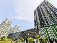 Almas Suites by RR JBcity Các khách sạn gần Puteri Harbour International Ferry Terminal