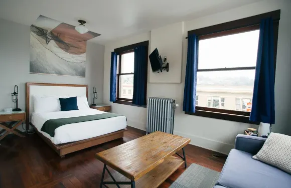 阿斯託里亞賽琳娜准將酒店