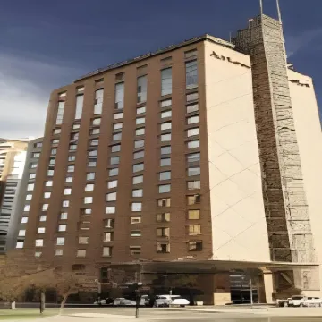 Novotel Santiago Las Condes Hotels near Araucano Park