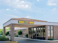 Super 8 by Wyndham Miamisburg Dayton S Area Oh Hotels near Clocktower Plaza Shopping Center