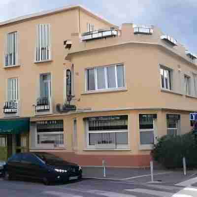Hôtel Provençal Hotel Exterior