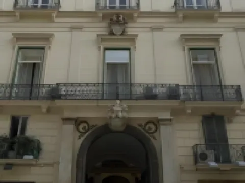 โรงแรมนาโปลีตีอาโม ปรินชิเป โรงแรมใน