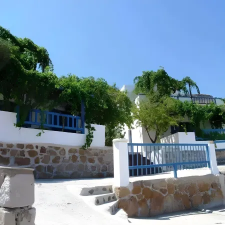 Agnanti Hotel