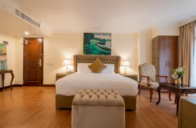 The Grand Palace Hotel Hotels near አዳነ ህንፃ ንግድ ማዕከል