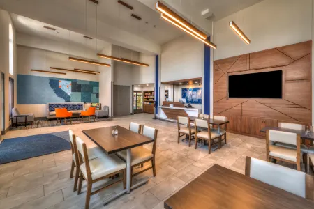 Holiday Inn Express Winnemucca Отели в г. Уиннемакка