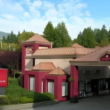North Vancouver Hotel Hotel dekat Jembatan Lion's Gate