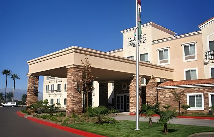 Spark by Hilton Redlands