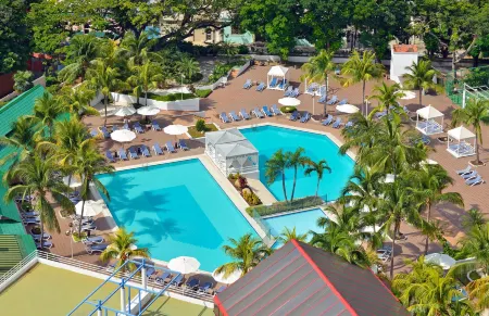 Meliá Santiago de Cuba Отели в г. Сантьяго