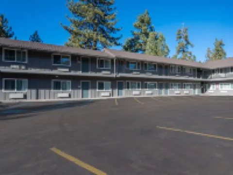 南太浩湖品質酒店 鄰近Lake Tahoe Historical Museum的酒店