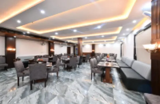 Click Hotel Narayana