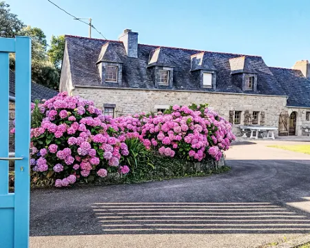 Ker Iliav 普盧埃斯卡酒店