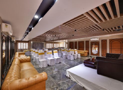 RnB Select Walk Inn Lucknow