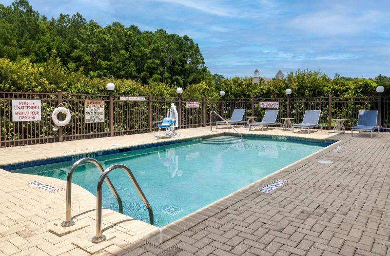 Spark by Hilton Savannah Airport photo 2