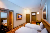 Super 8 by Wyndham Solo Indonesia Hotels near GATSU