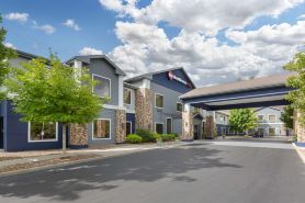 Best Western Plus Victor Inn  Suites