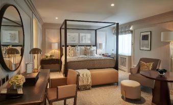The Westbury Hotel