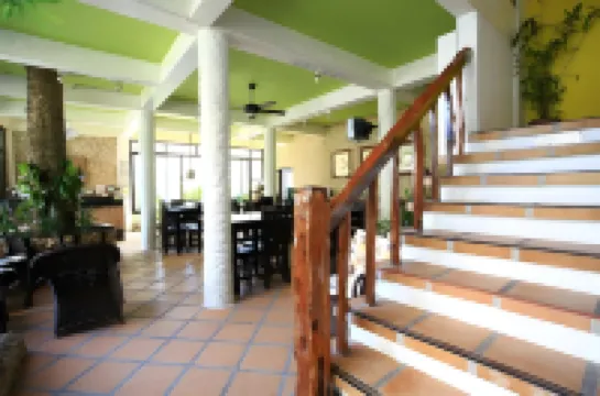 แฟทจิมมี่ส์ รีสอร์ท โบราไกย์