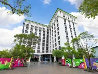 Freedom Design Hotel 桃園市立図書館南崁分館周辺のホテル