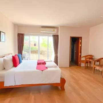 Royal Hill Satun Hotel