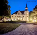 Schloss Sigrön - piscine