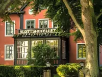 Slottshotellet Hotels near Bastionen Sankt Erik