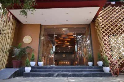 Raja KA Bagh - A Boutique Hotel Hôtels à proximité de : Shani Dev Mandir