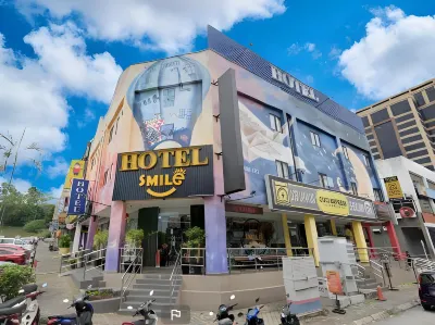 Smile Hotel Shah Alam Seksyen 9 Hotels near Wisma MBSA