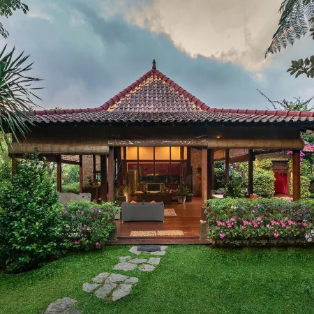 Villa Mulyono