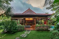Villa Mulyono Hotels in 