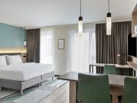 Residence Inn Hamburg Altona Hotels near Kampfkatzen