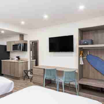 Hotel Mesaluna Short & Long Stay Rooms