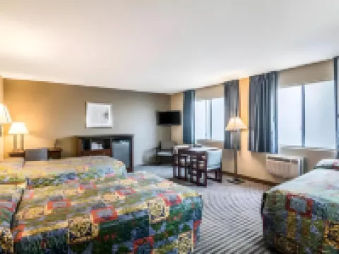 Rodeway Inn Regalodge Hotels in Glendale