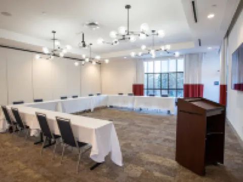 ヒルトン ガーデン イン サザン パインズ パインハースト、ノースカロライナ アバディーンのホテル