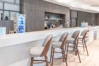 Hampton by Hilton Oswiecim - Quầy Bar