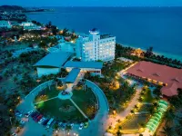 Saigon - Ninh Chu Hotel & Resort Hotel dekat Quan Am Pagoda