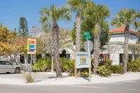 ~ Beachfront ~ Yes, That's Your View! ~ End of Summer Specials ~