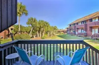 Diamondhead 1st Floor Condo w/Priv. Balcony Community Pool