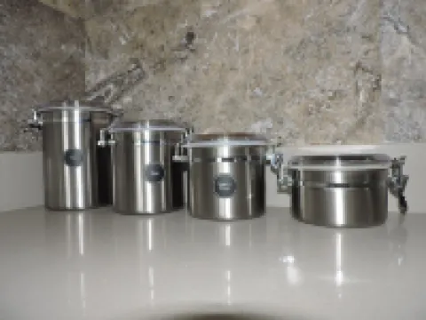 2 bm newly reno condo w/AMAZING Mt. view & 2 blks fr main st /Arkansas River