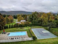 Amore Estate -  beautiful room with many places to explore and relax in.